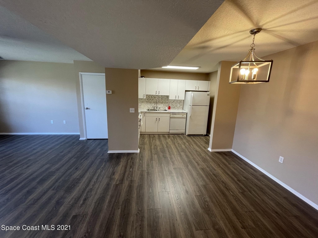 1820 Long Iron Drive - Photo 11