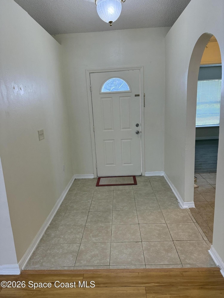 1178 White Oak Circle - Photo 2