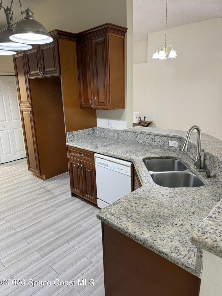 1178 White Oak Circle - Photo 5