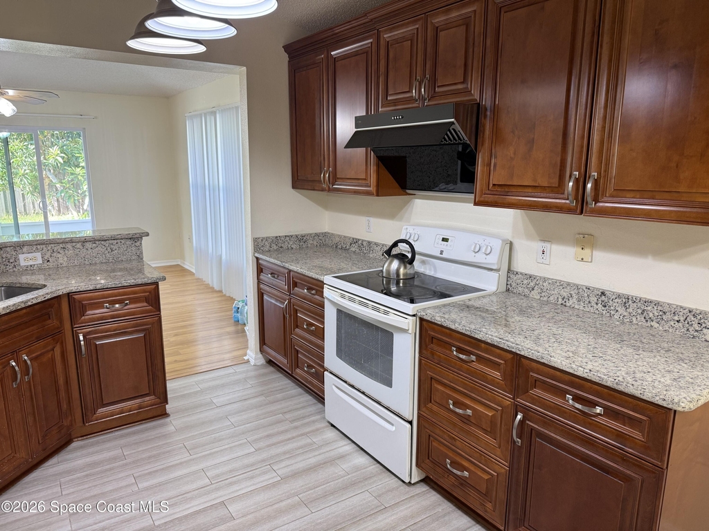 1178 White Oak Circle - Photo 1