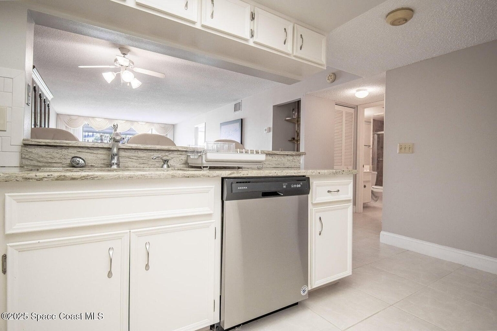 840 N Atlantic Avenue - Photo 3