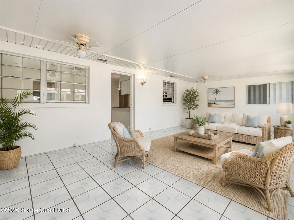 302 Emerald Place E - Photo 11