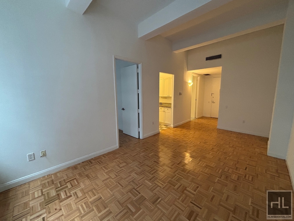 Park Place - Photo 3