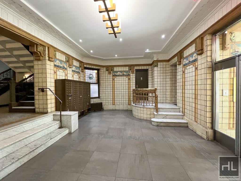 Tiemann Place - Photo 4