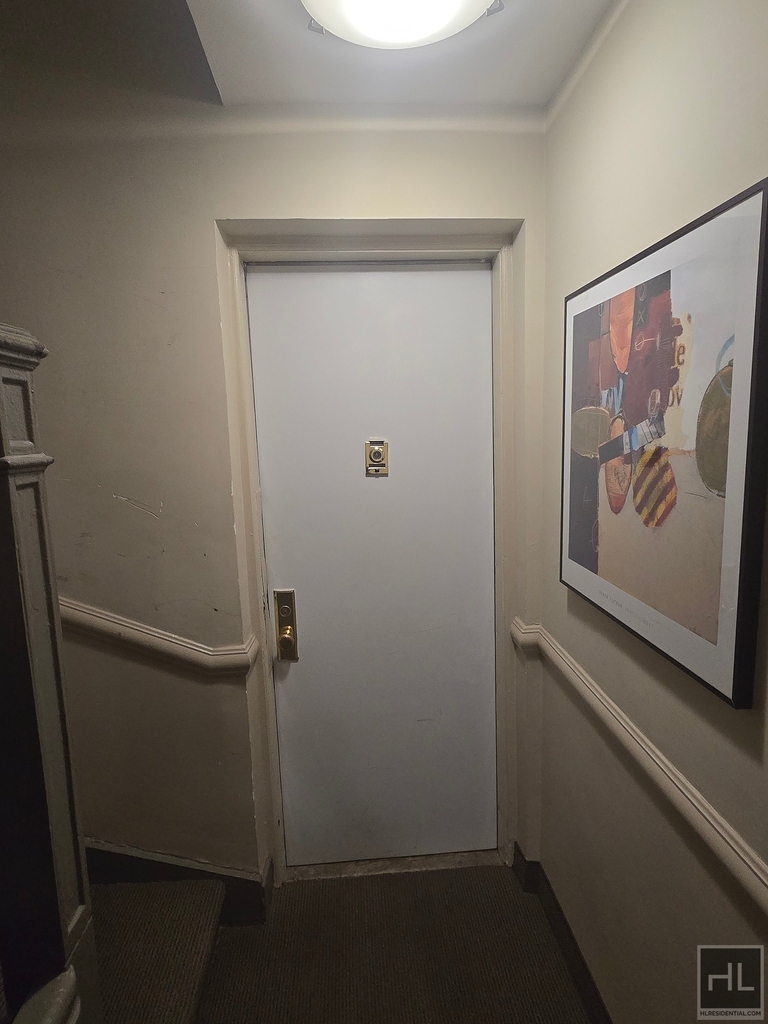 East 63 Street - Photo 14