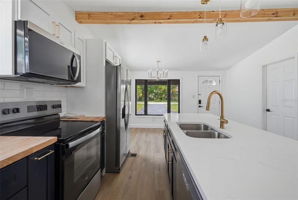 7037 Mccray Drive - Photo 5