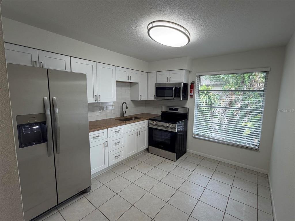 460 Beltrees Street - Photo 2