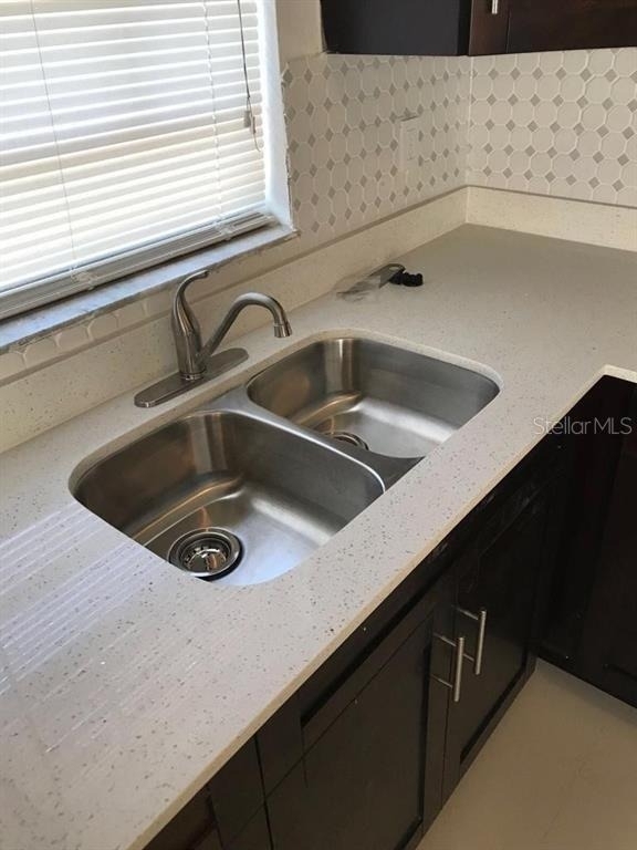 2400 Nw 21st Street - Photo 2