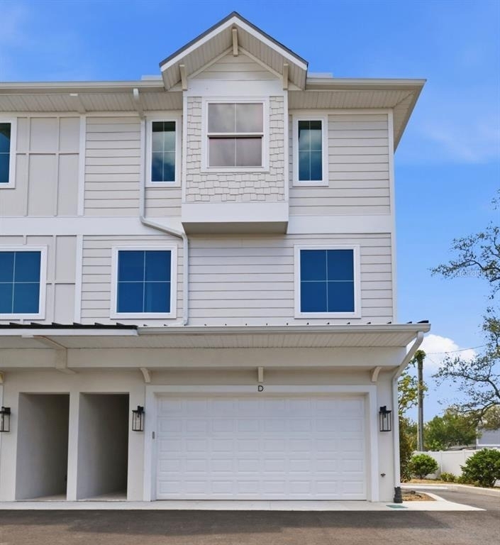 4208 W Carmen Street - Photo 0