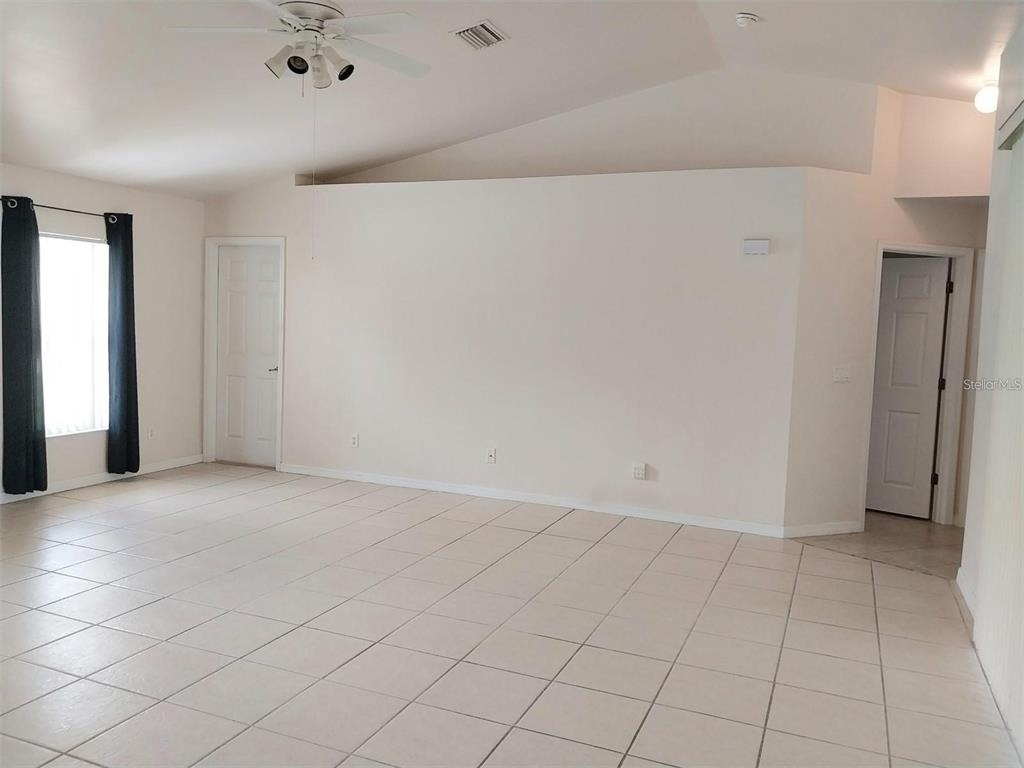 1695 Gauguin Road - Photo 3