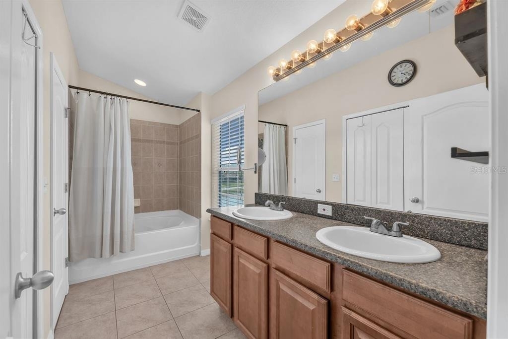 7001 Interbay Boulevard - Photo 15