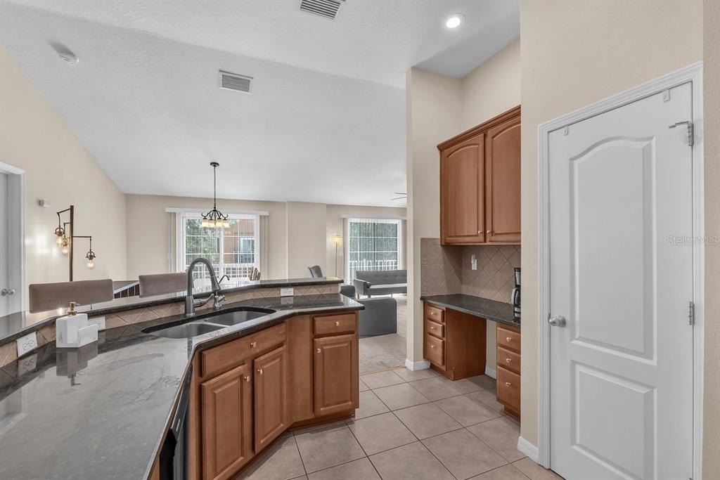 7001 Interbay Boulevard - Photo 13