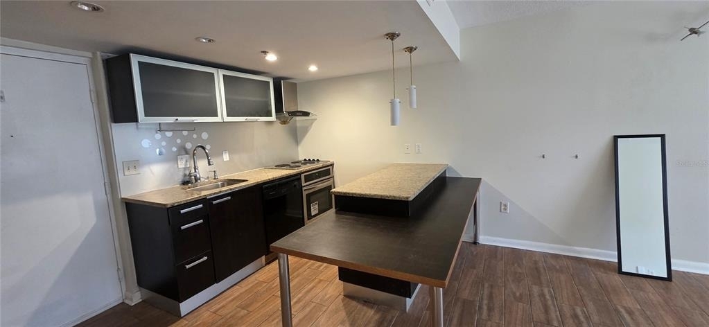 701 S Madison Avenue - Photo 1