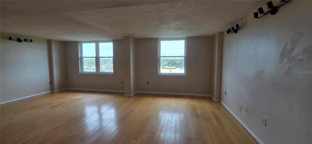 701 S Madison Avenue - Photo 22