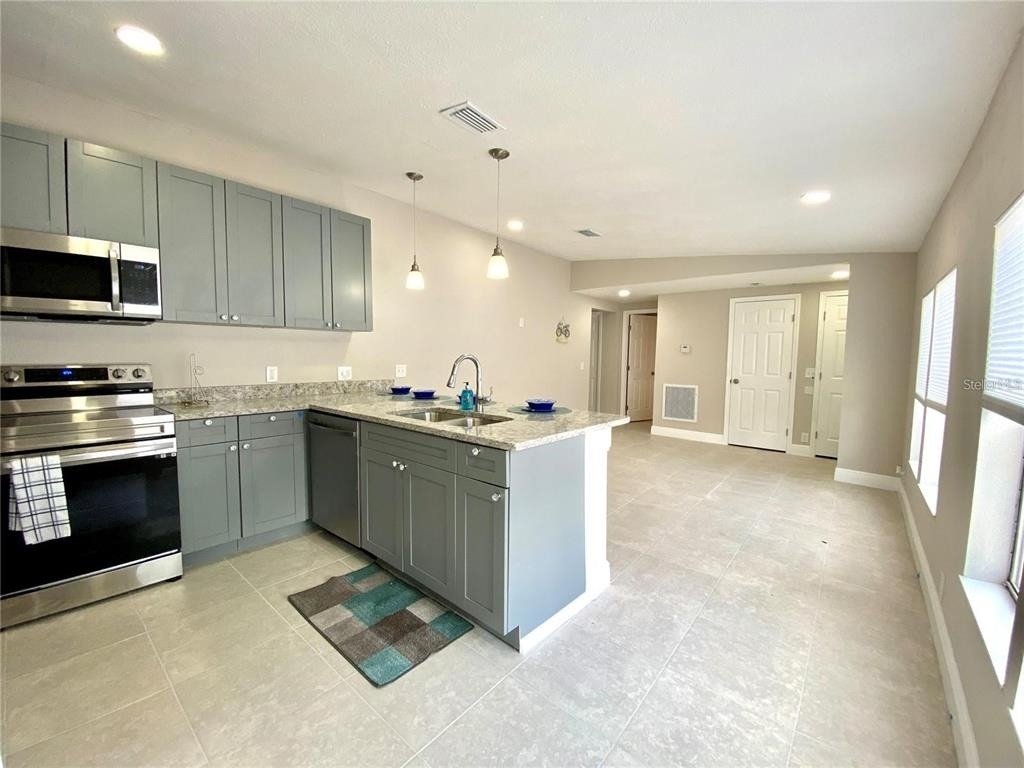 8726 Mayflower Road - Photo 5
