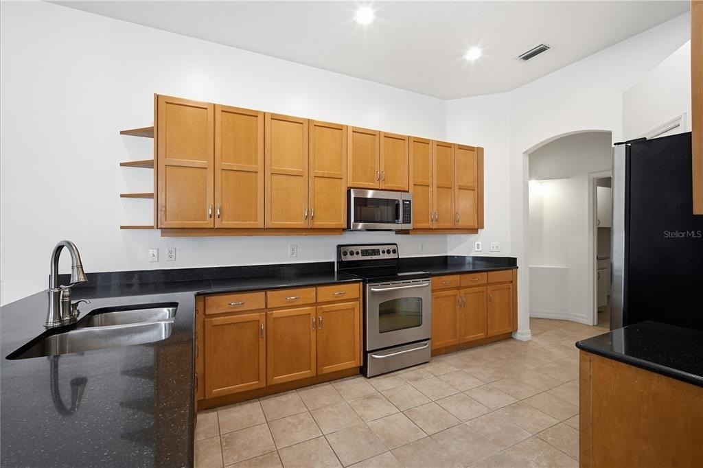 34421 Blue Ash Court - Photo 17