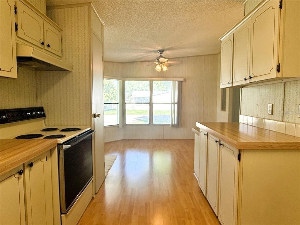 4550 Charter Street - Photo 8