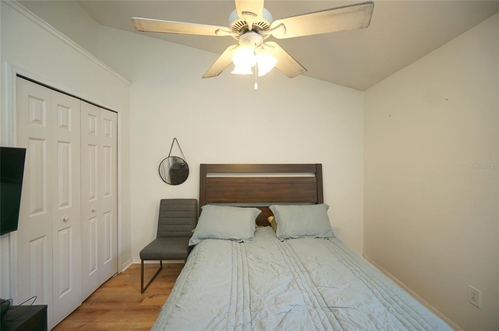 6921 Jamestown Manor Drive - Photo 3