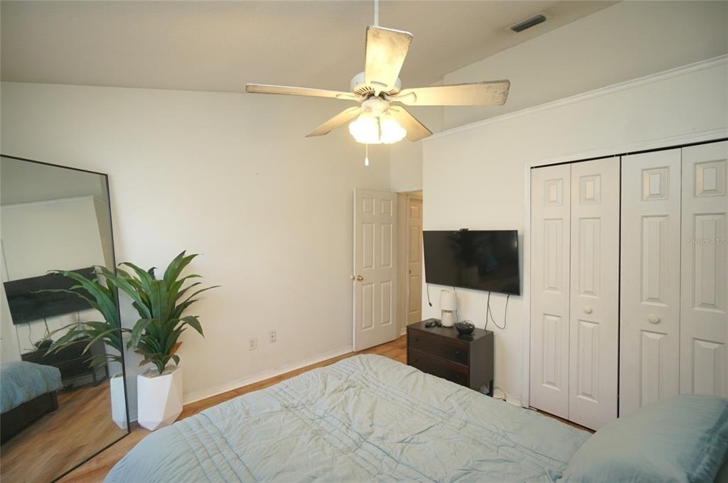 6921 Jamestown Manor Drive - Photo 2