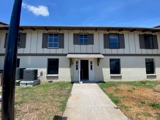 542 Plaza Seville Court - Photo 0
