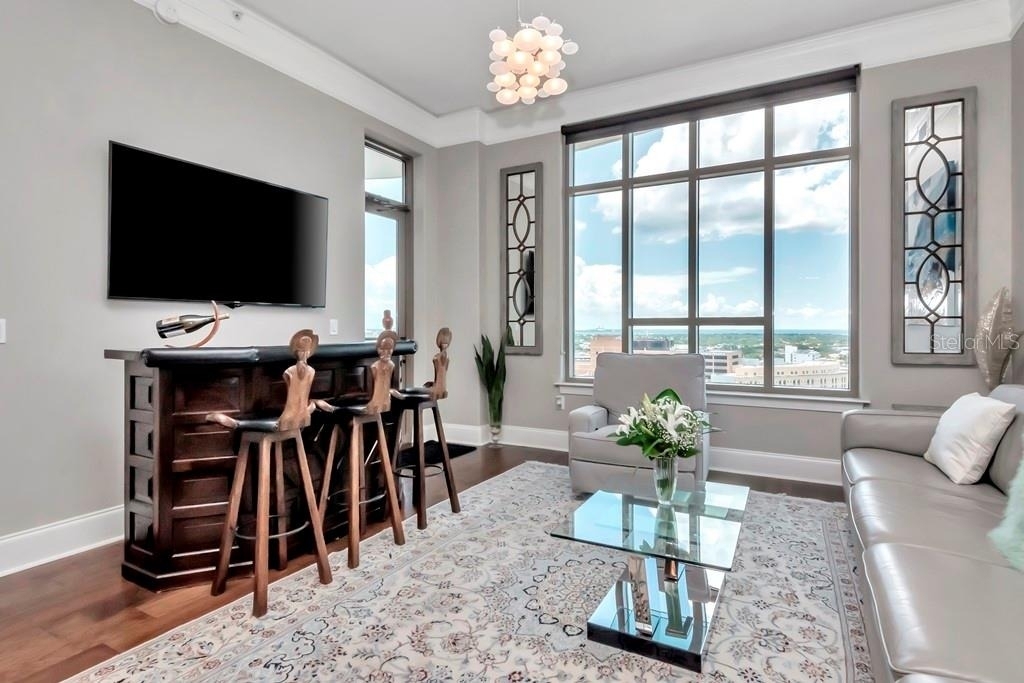275 Bayshore Boulevard - Photo 2