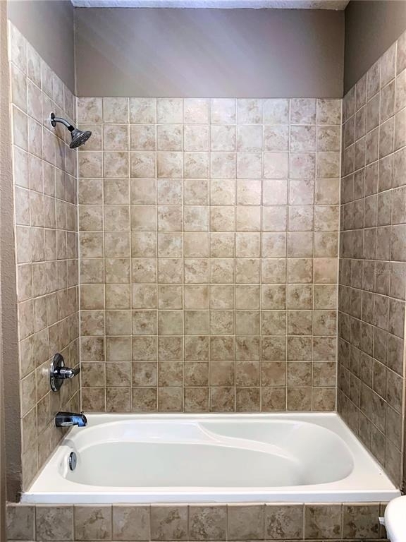 601 Casabella Circle - Photo 29