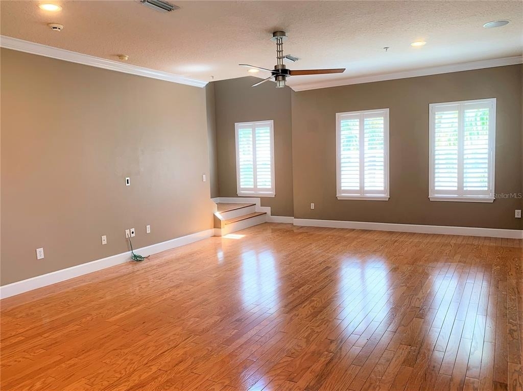 601 Casabella Circle - Photo 9
