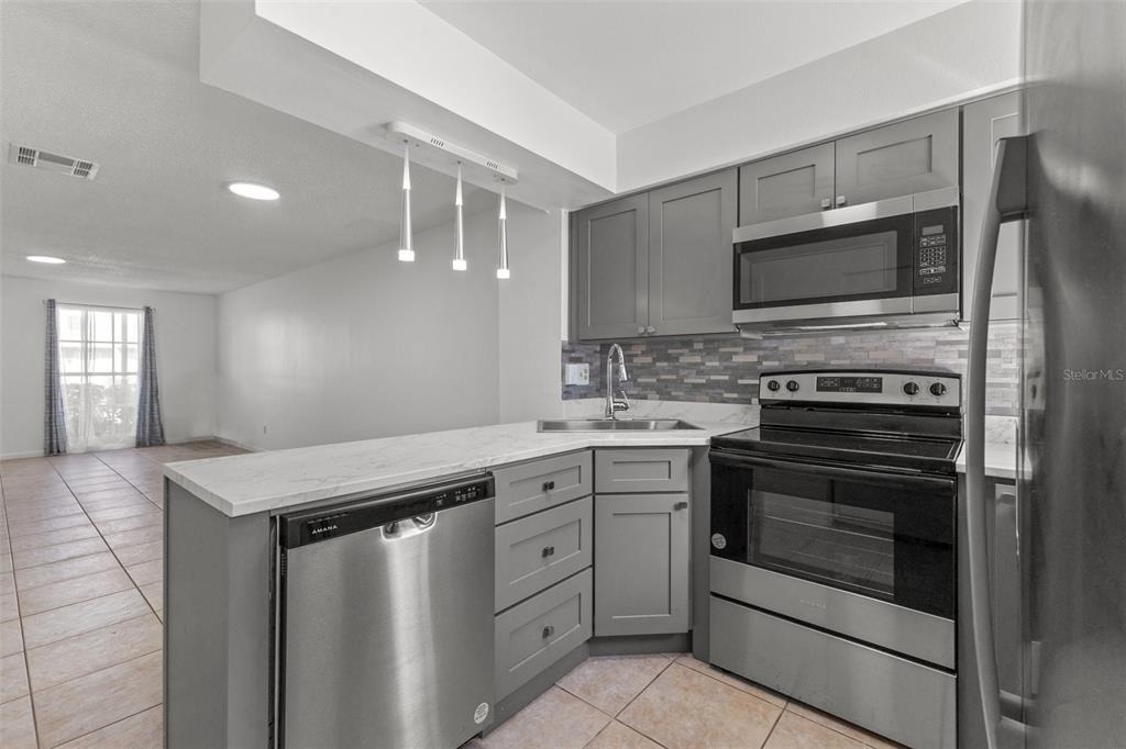 6650 121st Avenue - Photo 4