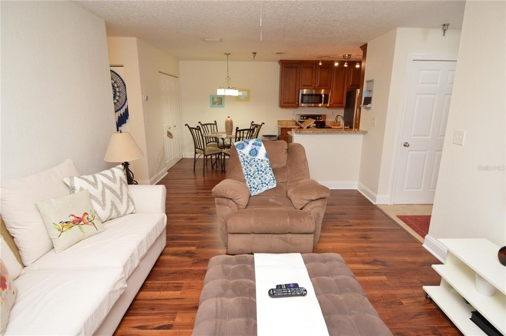 10263 Gandy Boulevard N - Photo 4