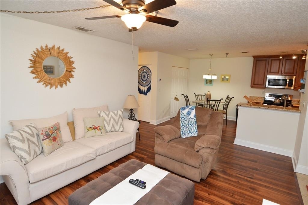 10263 Gandy Boulevard N - Photo 13