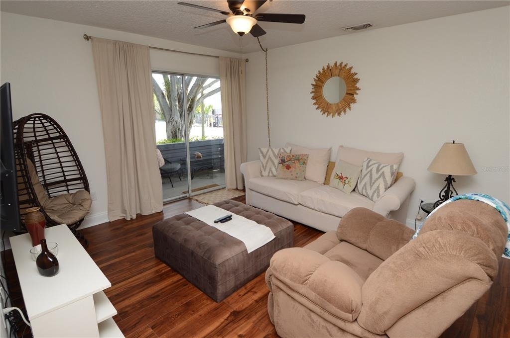 10263 Gandy Boulevard N - Photo 20