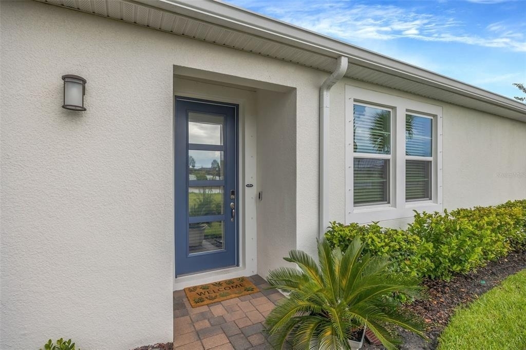 5886 Timberdale Avenue - Photo 3
