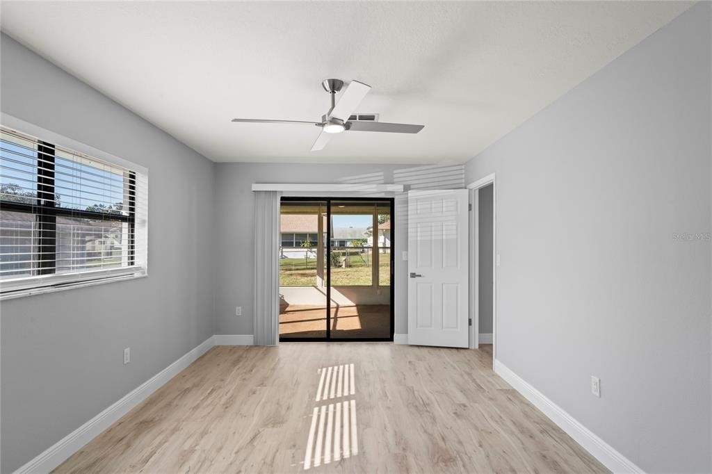8312 Roxboro Drive - Photo 13