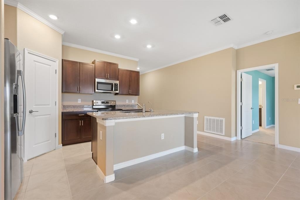 15430 Miller Creek Drive - Photo 5