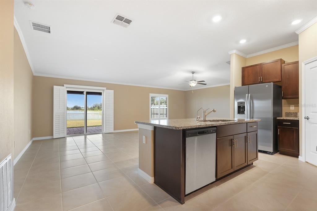 15430 Miller Creek Drive - Photo 2