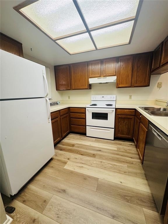 328 Woodlake Wynde - Photo 3
