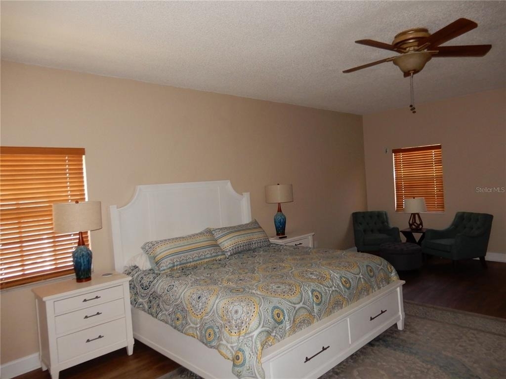 626 7th Avenue N - Photo 12