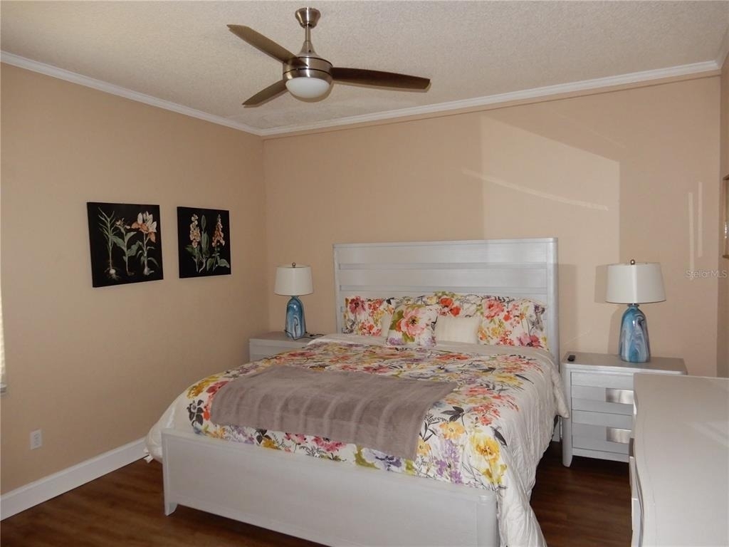 626 7th Avenue N - Photo 11