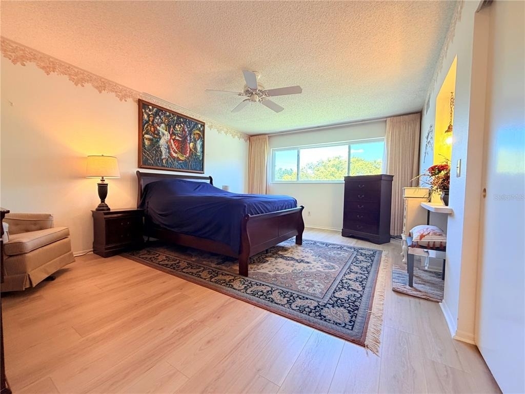 2340 Grecian Way - Photo 19