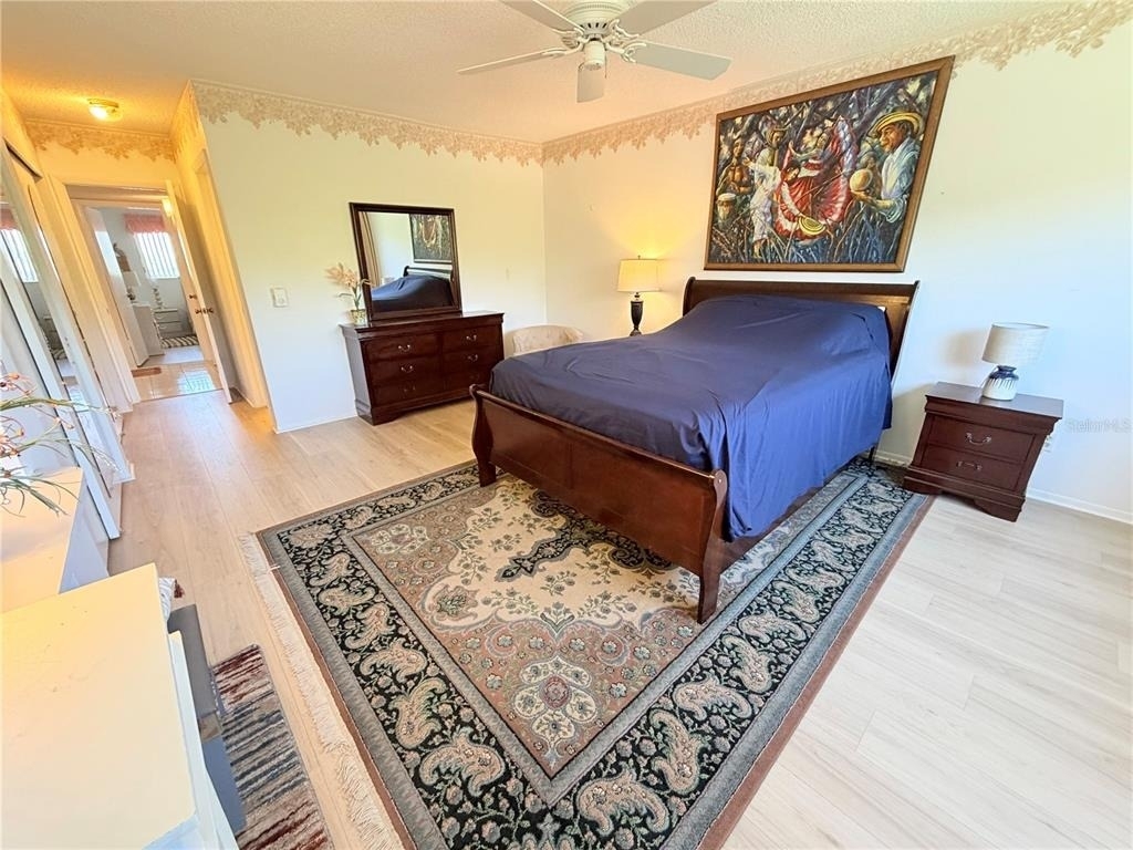 2340 Grecian Way - Photo 18