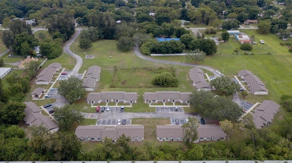 709 Oceanside Circle - Photo 1