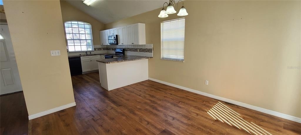 2411 Berkshire Court - Photo 6