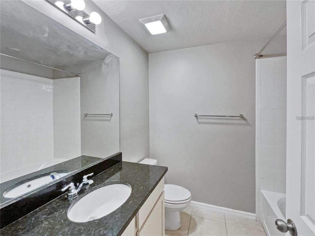 2424 Blowing Breeze Avenue - Photo 17