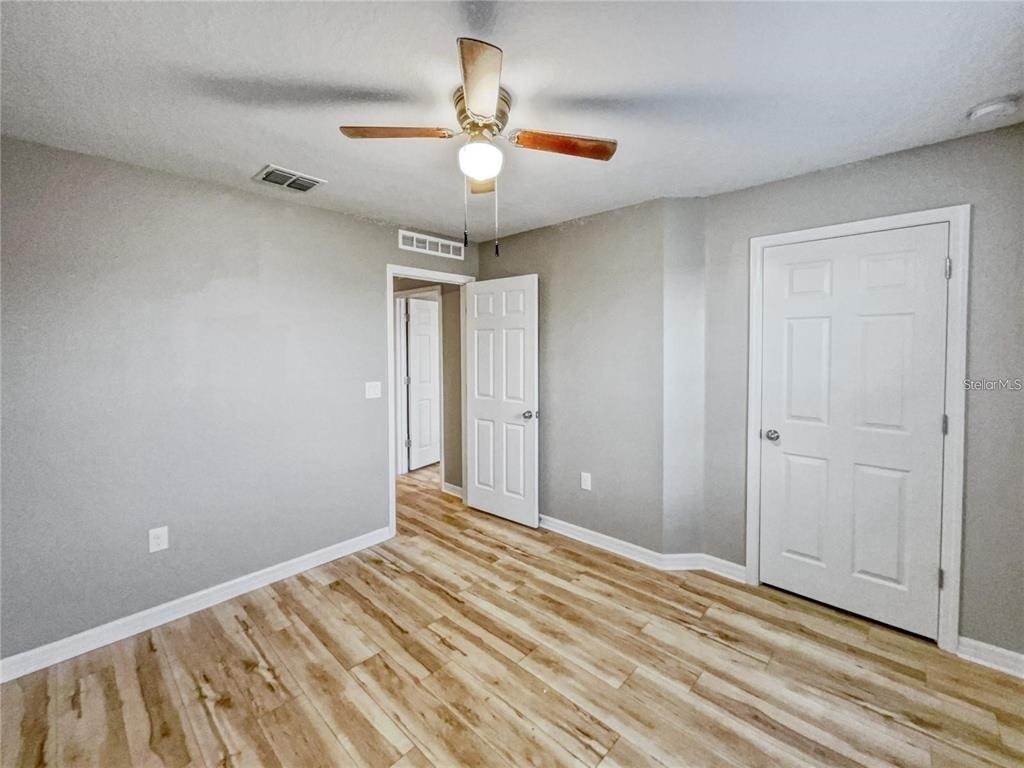 2424 Blowing Breeze Avenue - Photo 15