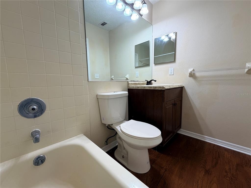 3220 Oak Lawn Place Place - Photo 13