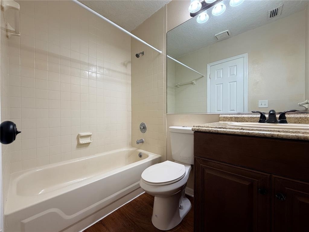 3220 Oak Lawn Place Place - Photo 14