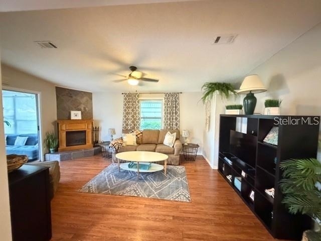 1215 Panama Place - Photo 3
