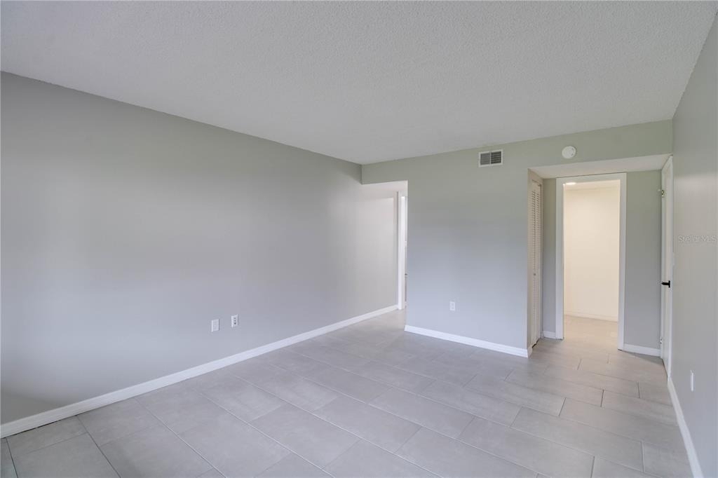 1054 Lotus Cove Court - Photo 9