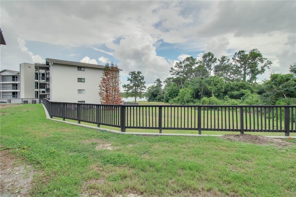 1054 Lotus Cove Court - Photo 16