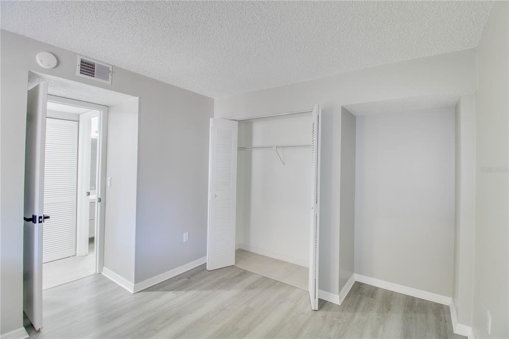 1054 Lotus Cove Court - Photo 11